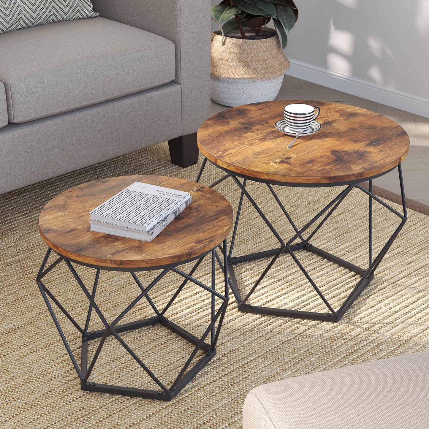 HYGRAD BUILT TO SURVIVE 2 x Set Of Round Industrial Look Rustic End Nesting Side End Tables Stools With Crystal shape Metal Frame